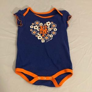 Brand new never worn MLB NY Mets onesie